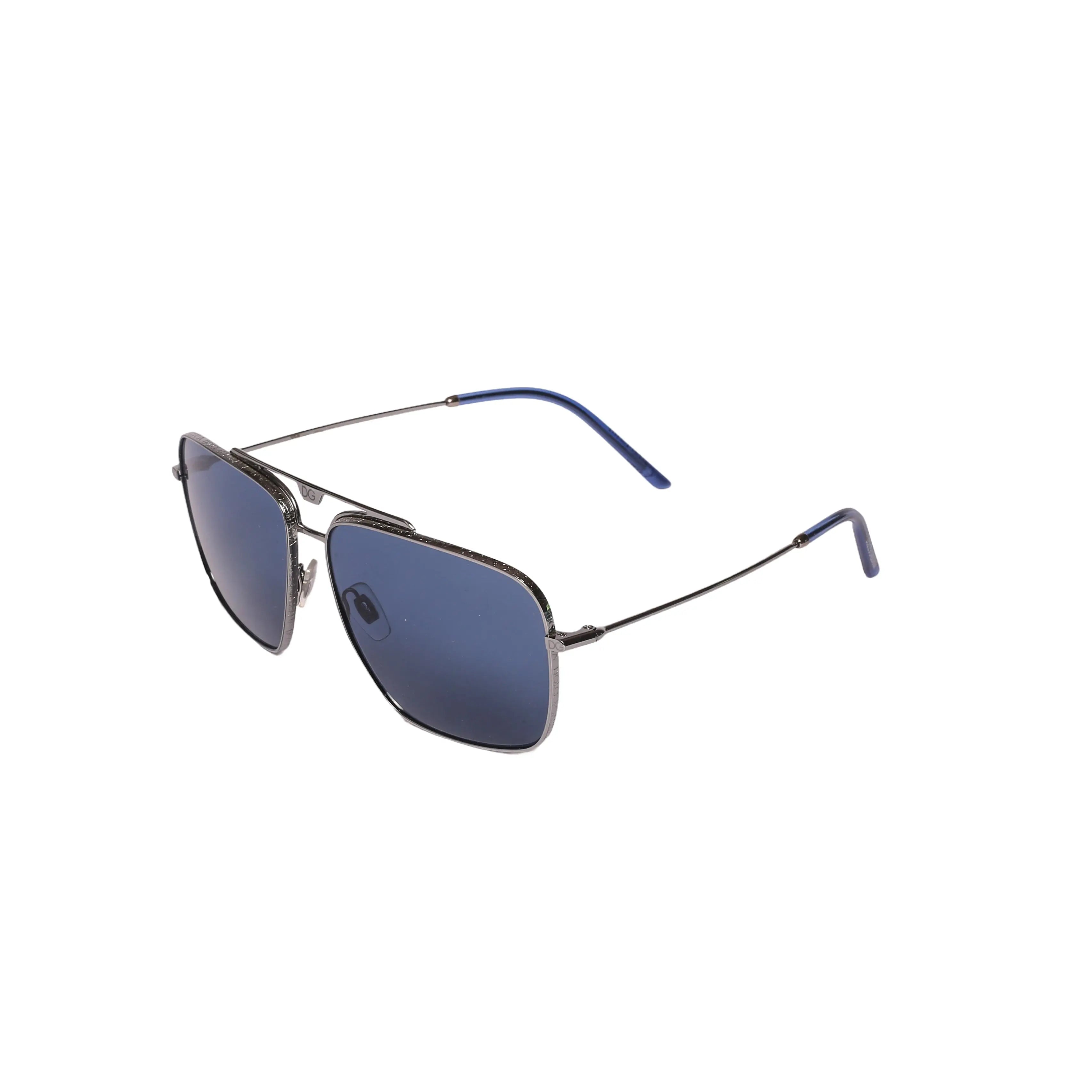 Dolce & Gabbana (D&G) DG 2264-61-04/80 SunglassesFeel your best with the classic style of Dolce &amp; Gabbana (D&amp;G) DG 2264-61-04/80 Sunglasses. These stylish sunglasses feature a classic, timeless look with moSunglasses